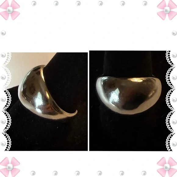 Ring - sz 7.75 adjustable - silver tone dome - New! No flaws. BOGO offer ⬇️ - Picture 1 of 9